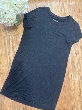 Lou & Grey Signature Soft Tee Shirt Dress